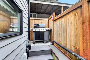 8647 B 18th Ave SW, Seattle, WA 98106 - Photo 24