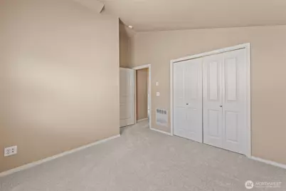 10134 Holman Road NW #B, Seattle, WA 98177 - Photo 22