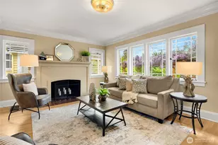 1018 NE 62nd St, Seattle, WA 98115 - Photo 6
