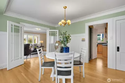 1018 NE 62nd Street, Seattle, WA 98115 - Photo 12