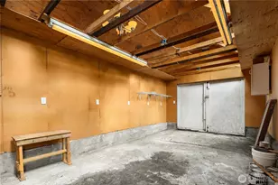 1018 NE 62nd St, Seattle, WA 98115 - Photo 34