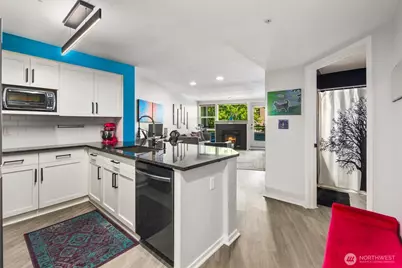 232 Belmont Avenue E #202, Seattle, WA 98102 - Photo 4