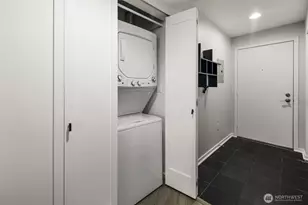 232 Belmont Ave E, Seattle, WA 98102 - Photo 14