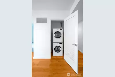 1808 Minor Avenue #912, Seattle, WA 98101 - Photo 8