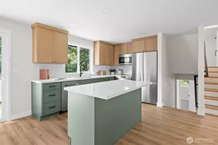 13294 Thompson Rd, Anacortes, WA 98221 - Photo 10
