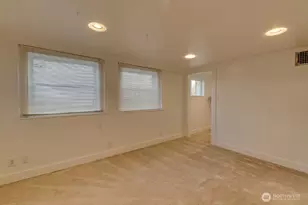 6013 6th Ave NE, Seattle, WA 98115 - Photo 16