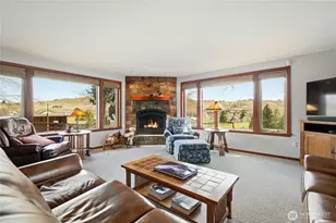 160 Horseshoe Ln, Selah, WA 98942 - Photo 4