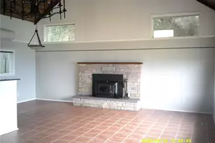 562 Pebble Beach Dr, Oak Harbor, WA 98239 - Photo 10