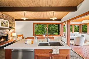 11501 4th Ave NW, Seattle, WA 98177 - Photo 12