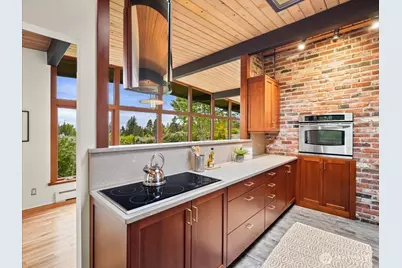 11501 4th Avenue NW, Seattle, WA 98177 - Photo 10