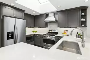 4909 NE 21st St, Renton, WA 98059 - Photo 10