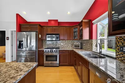 3512 W 2nd Street, Anacortes, WA 98221 - Photo 8