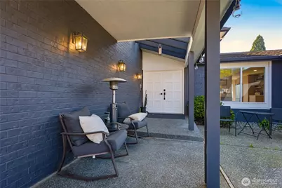 Remodeled interior detail at 18174 Brittany Dr SW