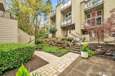 2939 76th Avenue SE #41B, Mercer Island, WA 98040 - Photo 10