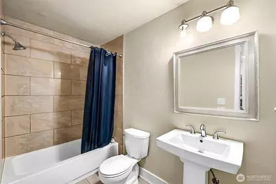 2939 76th Avenue SE #41B, Mercer Island, WA 98040 - Photo 4