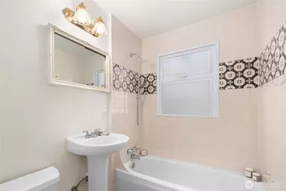 11253 35th Avenue SW, Seattle, WA 98146 - Photo 12