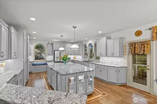 6417 158th St SE, Snohomish, WA 98296 - Photo 10