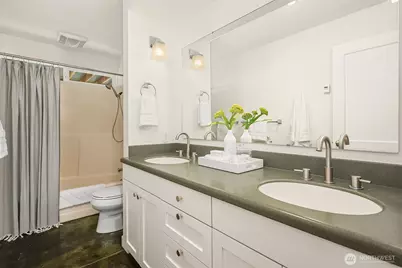 4837 155th Avenue SE, Bellevue, WA 98006 - Photo 22