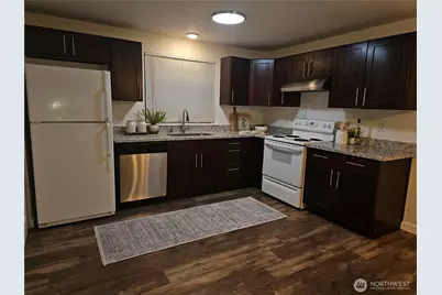 406 E Pioneer Street #A, Granite Falls, WA 98252 - Photo 2