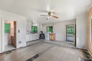 725 N Sunset Dr, Camano Island, WA 98282 - Photo 32