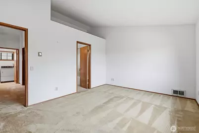 1572 NE 177th St #B10, Seattle, WA 98155 - Photo 18