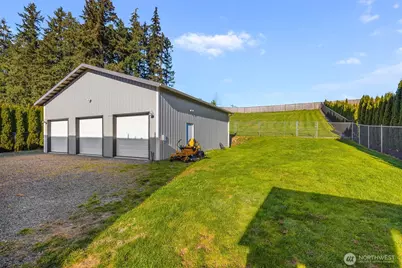 17505 38th Ave Ct E, Tacoma, WA 98446 - Photo 32