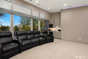 9215 NE 32nd St, Clyde Hill, WA 98004 - Photo 28