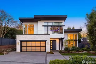 9215 NE 32nd St, Clyde Hill, WA 98004 - Photo 1