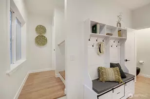 7008 Linden Ave N, Seattle, WA 98103 - Photo 6