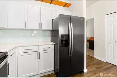 17426 Bothell Way NE #A302, Bothell, WA 98011 - Photo 10