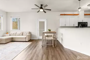 17426 Bothell Way NE, Bothell, WA 98011 - Photo 16