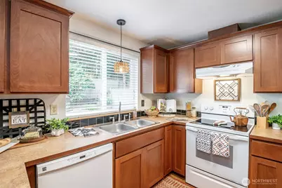 5714 99th Street Ct E, Puyallup, WA 98373 - Photo 10