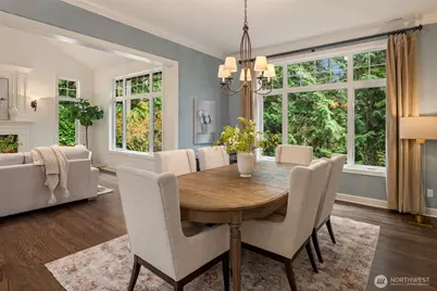 13609 NE 28th Street, Bellevue, WA 98005 - Photo 8