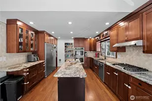 14640 164th Ln SE, Rainier, WA 98576 - Photo 10