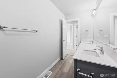 13927 178th Street E #38, Puyallup, WA 98374 - Photo 24