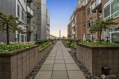 1900 Alaskan Way #316, Seattle, WA 98101 - Photo 34