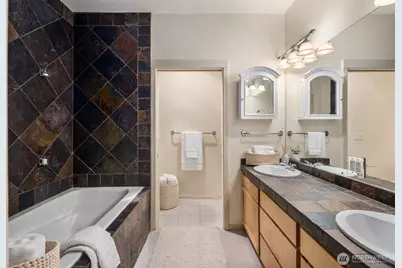 1900 Alaskan Way #316, Seattle, WA 98101 - Photo 20