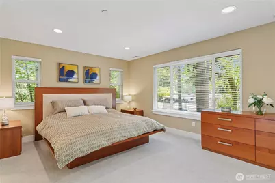 13430 Patriot Way SE, Renton, WA 98059 - Photo 16