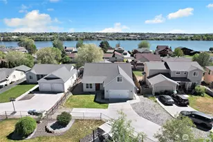 901 W Windrose Dr, Moses Lake, WA 98837 - Photo 2