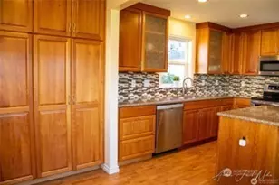 436 Wells Ave N, Renton, WA 98057 - Photo 6