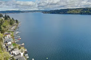 12570 Riviera Pl NE, Seattle, WA 98125 - Photo 2