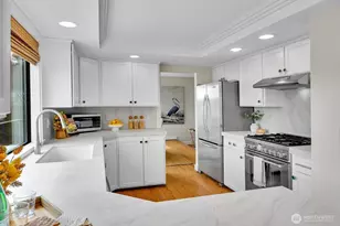 12570 Riviera Pl NE, Seattle, WA 98125 - Photo 12