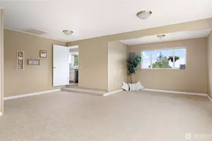 690 Maplewood Loop, Oak Harbor, WA 98277 - Photo 16