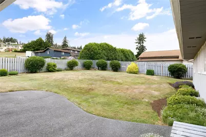 690 Maplewood Loop, Oak Harbor, WA 98277 - Photo 38