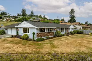 690 Maplewood Loop, Oak Harbor, WA 98277 - Photo 1