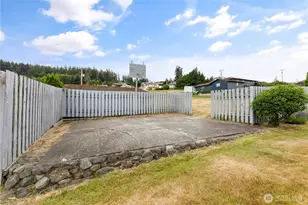 690 Maplewood Loop, Oak Harbor, WA 98277 - Photo 36
