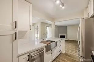 12404 E Gibson Rd, Everett, WA 98204 - Photo 6