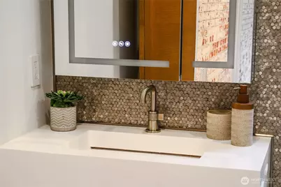 3037 NE Harrison Drive, Issaquah, WA 98029 - Photo 32