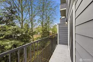 9057 Greenwood Ave N, Seattle, WA 98103 - Photo 18
