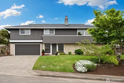 1908 122nd Avenue SE, Bellevue, WA 98005 - Photo 1